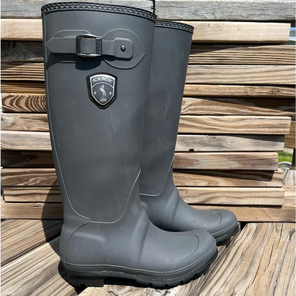- Kamik Sz 8 Jennifer Charcoal Rainboots! EUC!